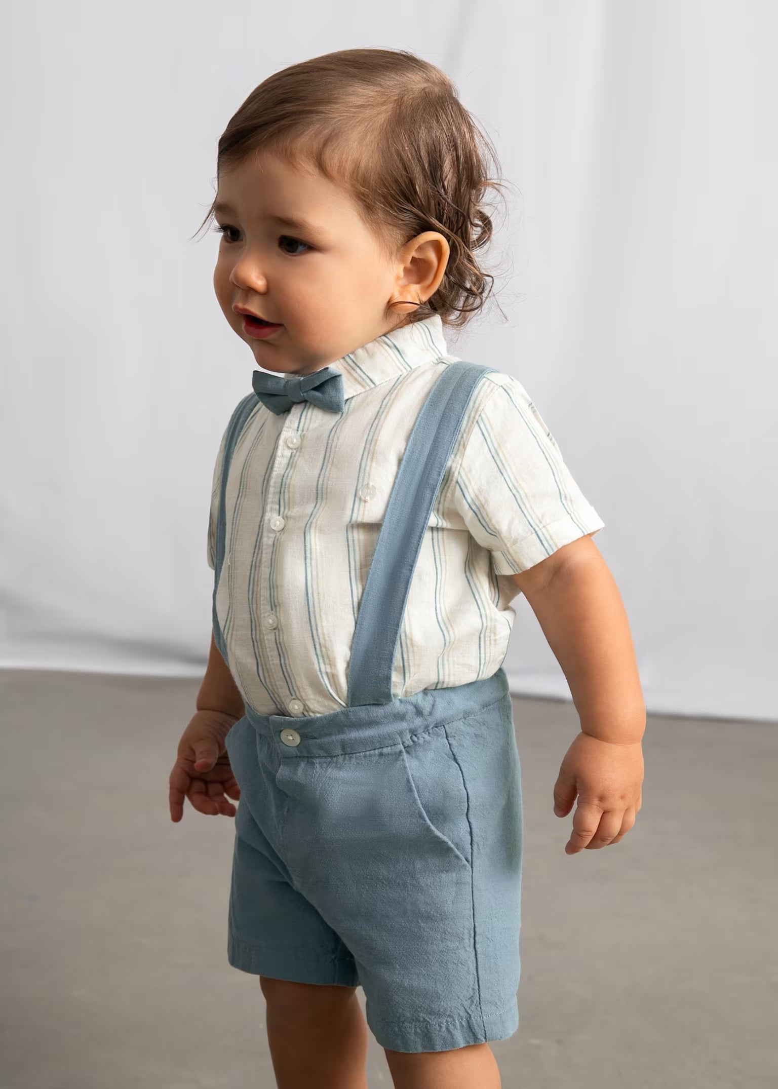 Completo pantaloncine e camicia con papillon Mayoral neonato - Carta da zucchero