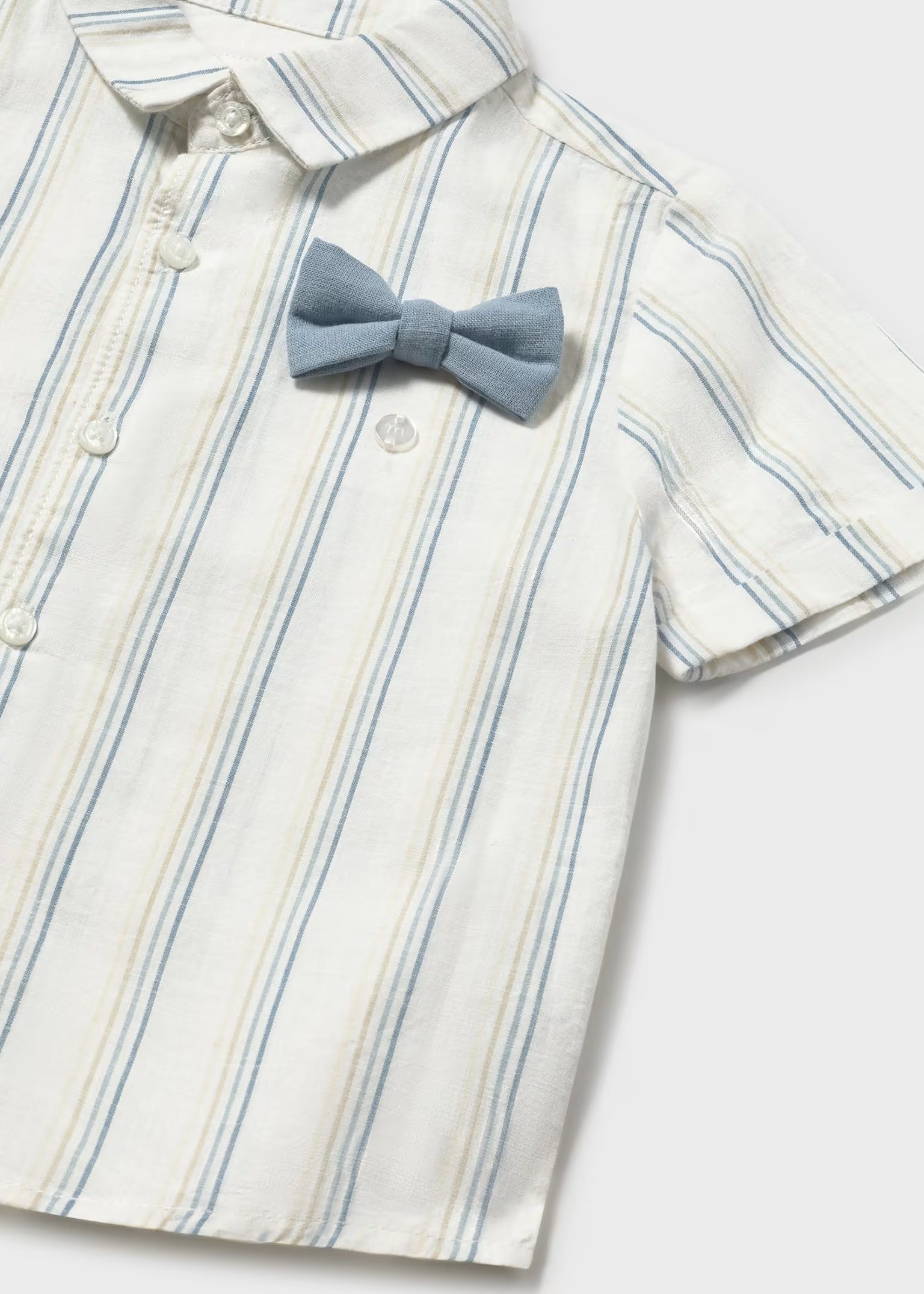 Completo pantaloncine e camicia con papillon Mayoral neonato - Carta da zucchero